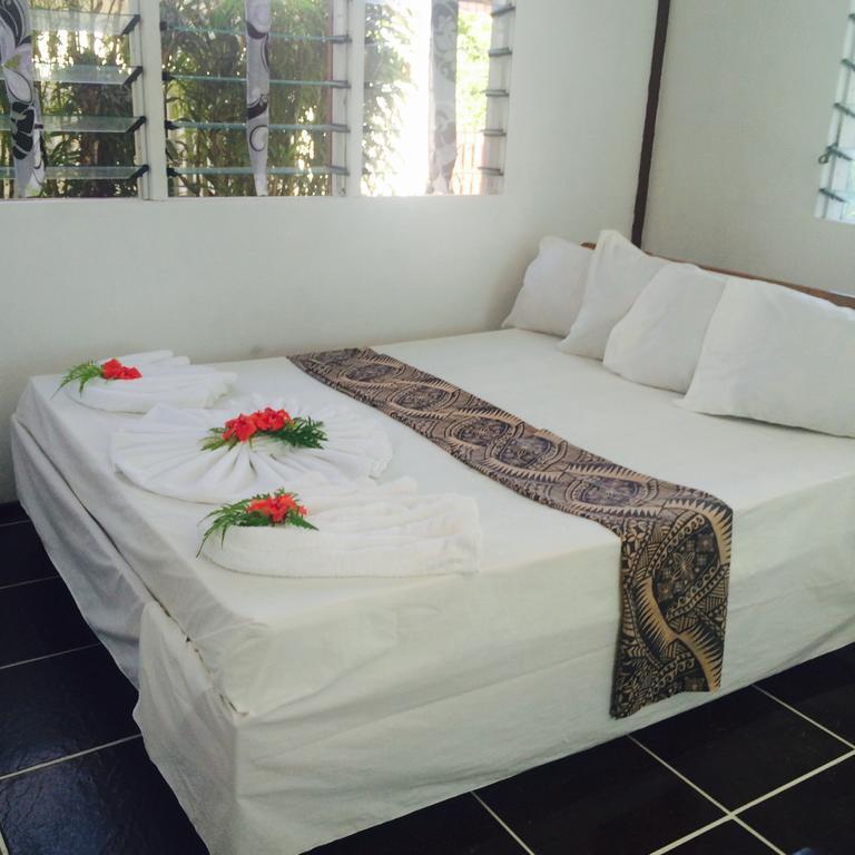Vacations Beach Fale Hotell Manase Rum bild