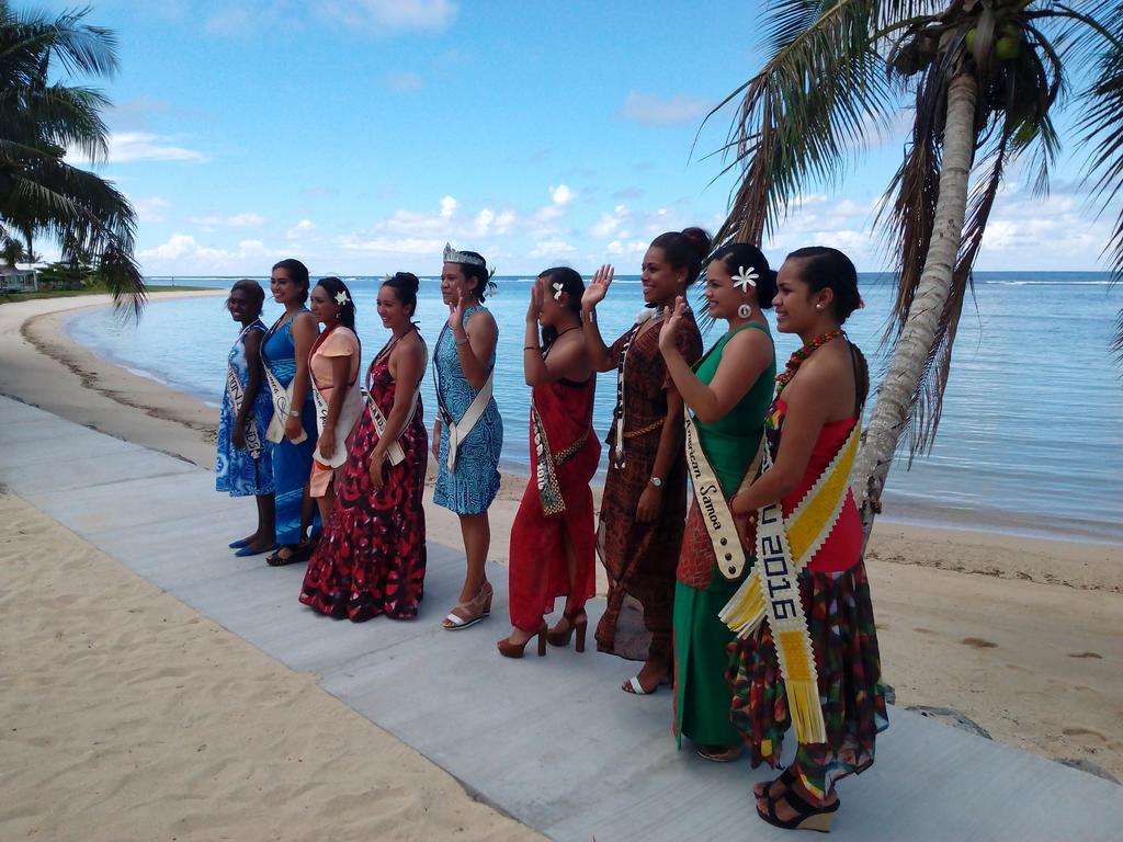 Vacations Beach Fale Hotell Manase Exteriör bild