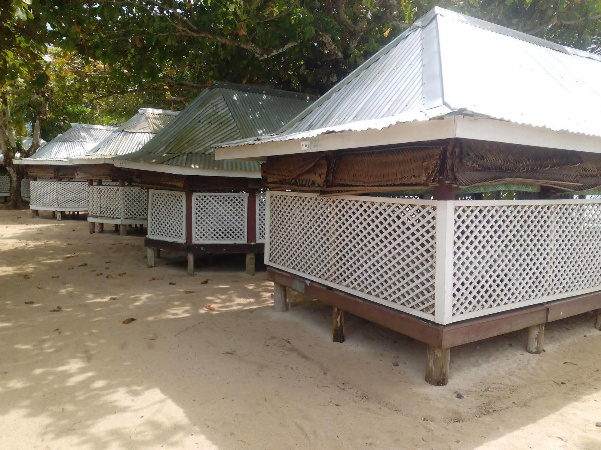 Vacations Beach Fale Hotell Manase Exteriör bild