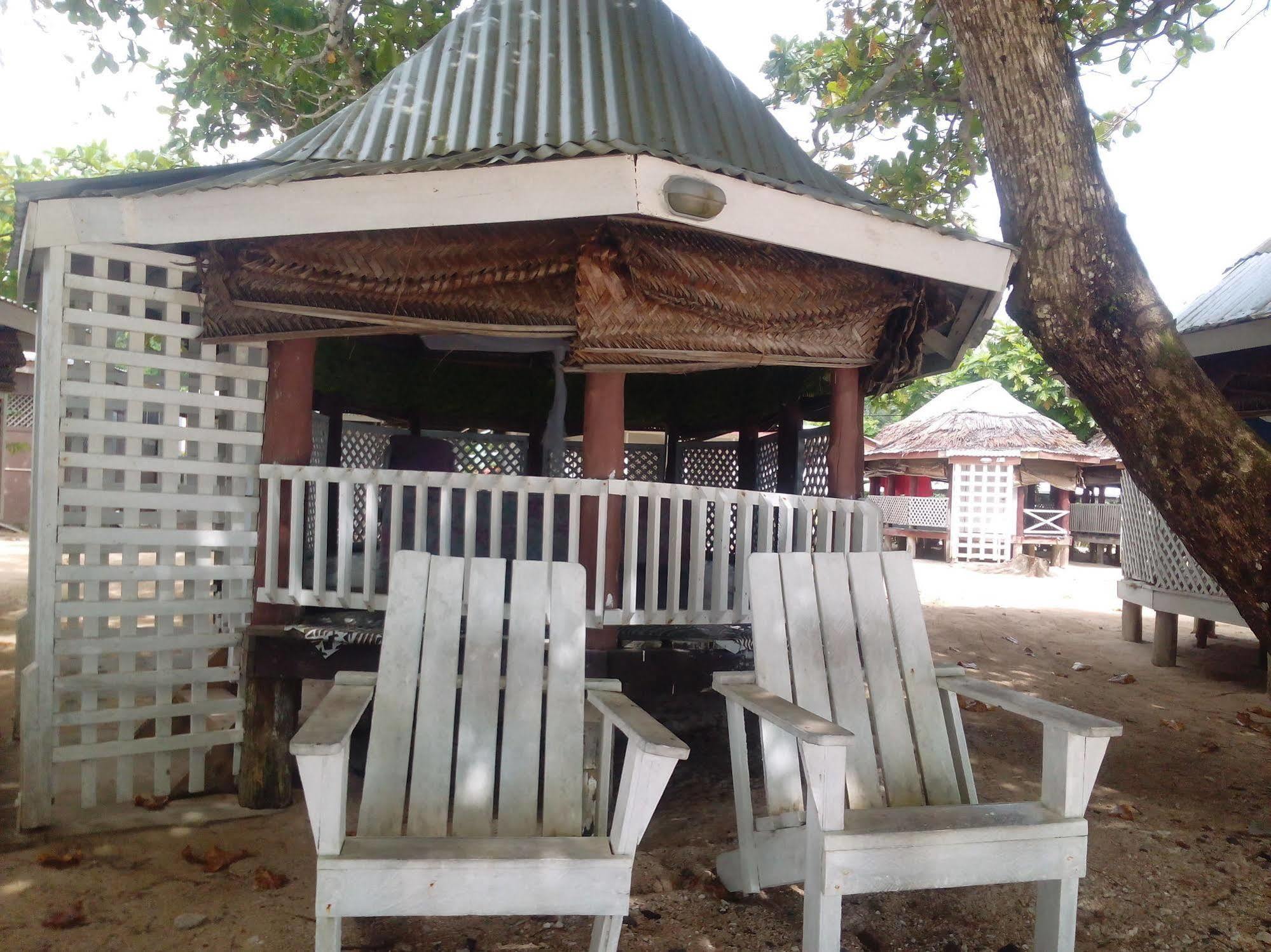 Vacations Beach Fale Hotell Manase Exteriör bild